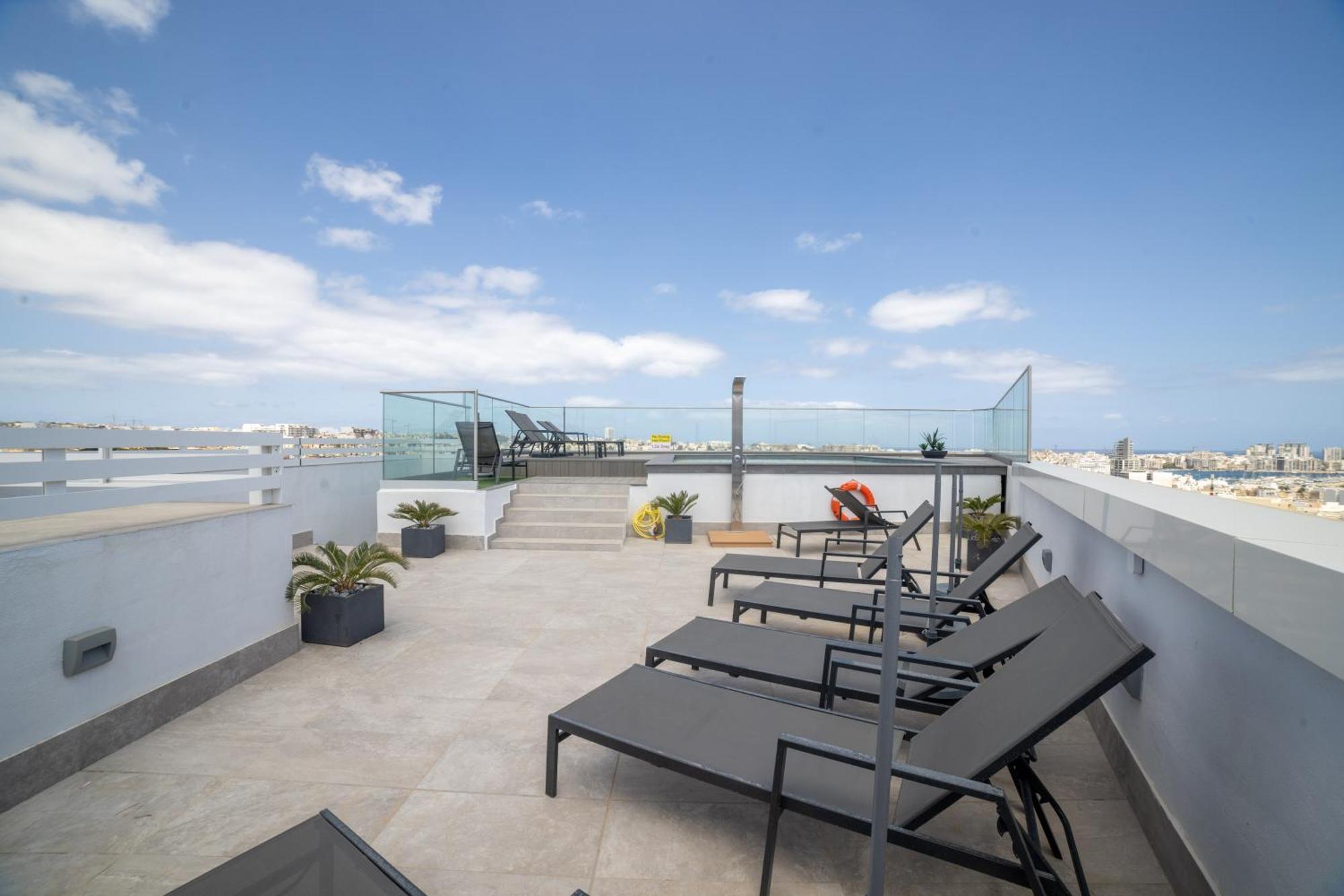 Park Heights By The Warren Collection Apartment Msida Exterior photo