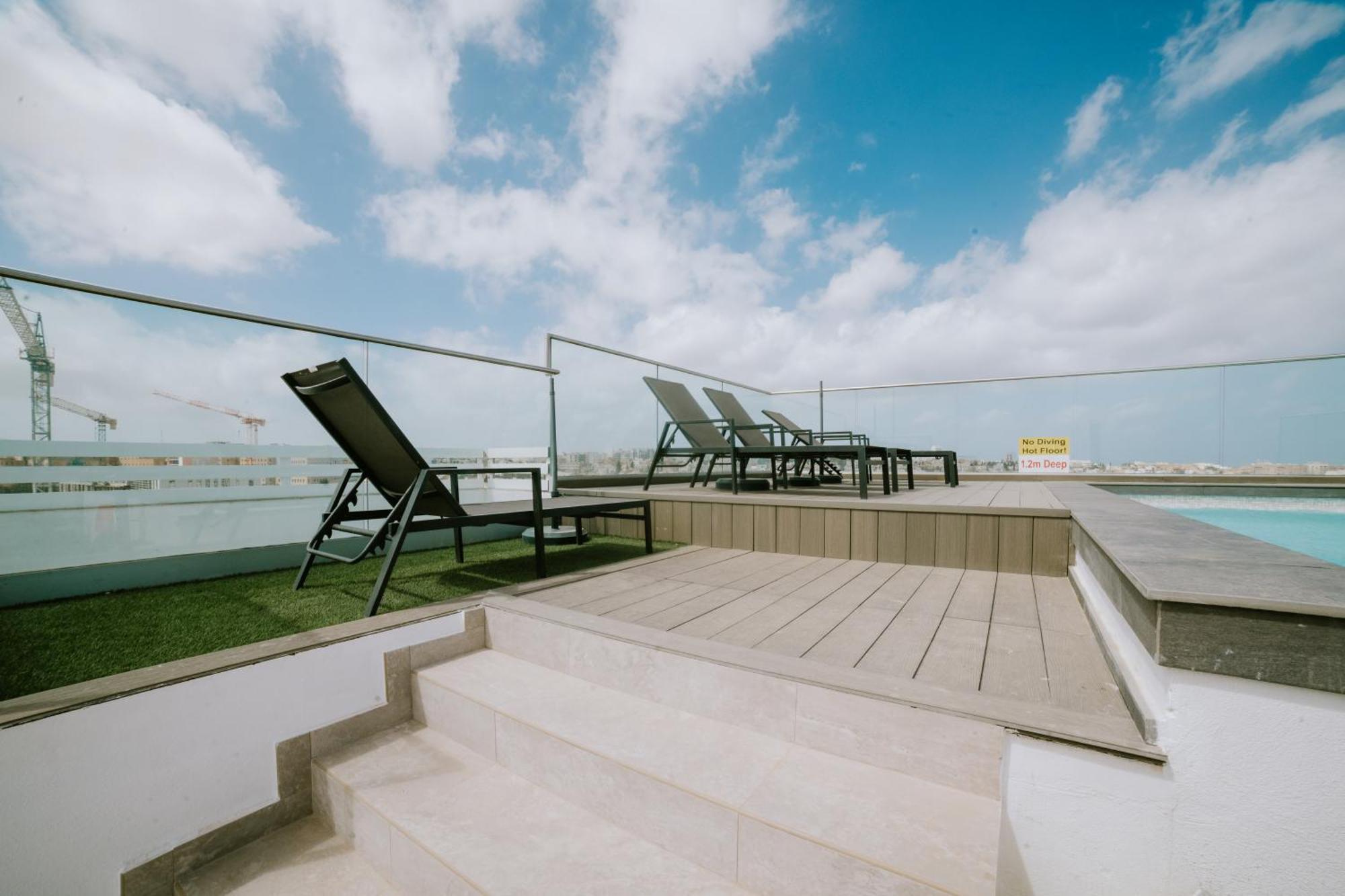 Park Heights By The Warren Collection Apartment Msida Exterior photo